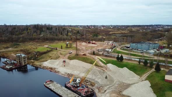 In The River Port Of Vitebsk  alt