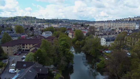 Grand aerial view of the city of Bath, UK. Above the river Avon alt