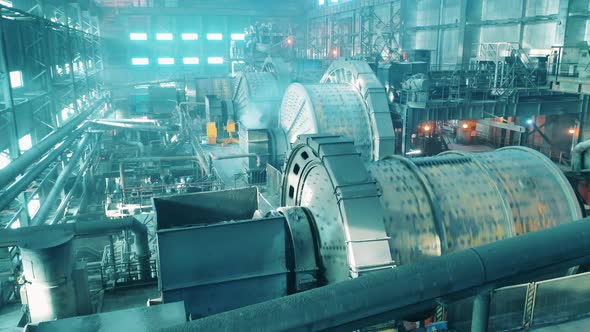 Mining Factory with the Mills Grinding Copper Ore alt