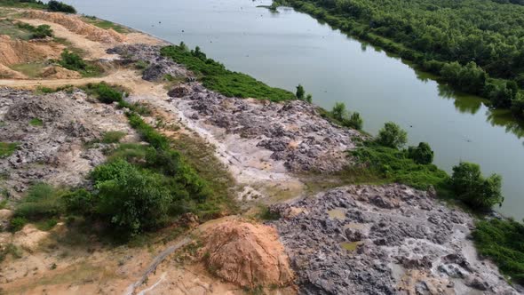 Land clearing and development at wetland alt
