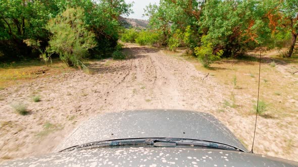 Safari Ride Through Gravel And Mud Ponds alt
