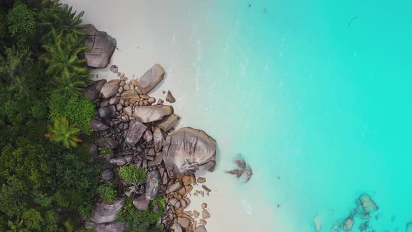 Seascapes of the seychelles alt