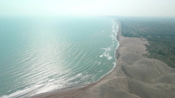 The atlantic ocean in Veracruz mexico alt