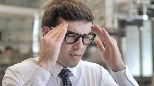 Headache Tense Businessman alt