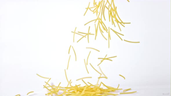 Super Slow Motion Pasta Dry Vermicelli Falls Into a Heap alt