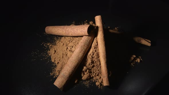 Sticks and Powder Cinnamon  alt