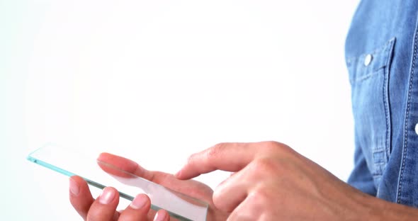 Man pretending to use mobile phone alt