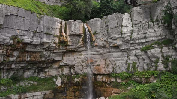 The Kinchkha Waterfall in the Canyon of the River Okatse alt