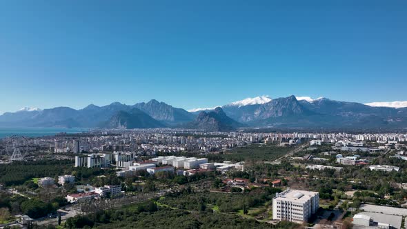 The City at The Foot of the Mountains Antalya Turkey Aerıal Vıew 4 K alt