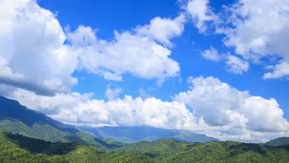 4k Time-lapse of mountain with blue sky and cloud at Khao Kho, Phetchabun, Thailand