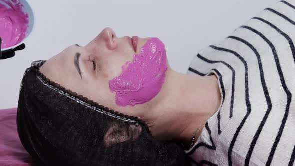 Cosmetic procedure in a modern beauty salon. personal hygiene. alt