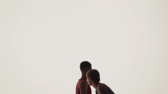 The Throwin of the Ball Before the Start of the Game in Basketball Competition alt