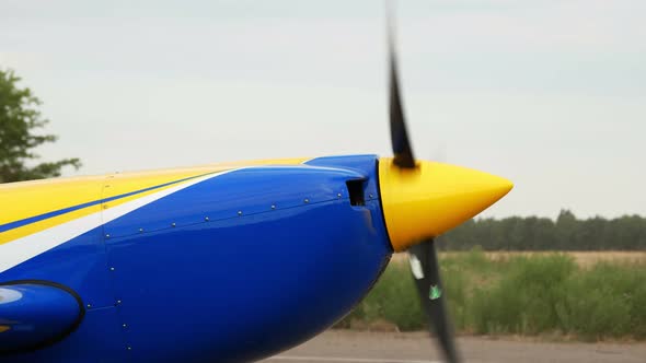Close-up of a Working Propeller. Retro Plane, Screw Aircraft, Ready To Take Off alt