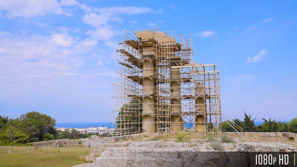 Ruins of the ancient Temple of Apollo in Monte-Smit park, Rhodes, Greece alt