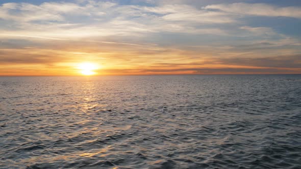 Sky and Sea Surfase Beautiful Seascape