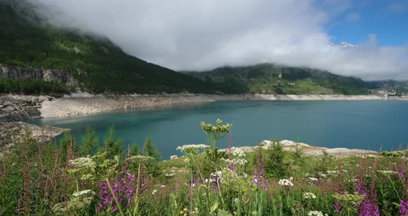 Lake of Tignes, Savoie department, french Alps, France alt