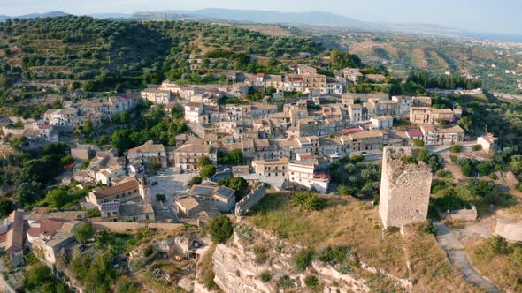 Condojanni Hamlet on the Mountains alt