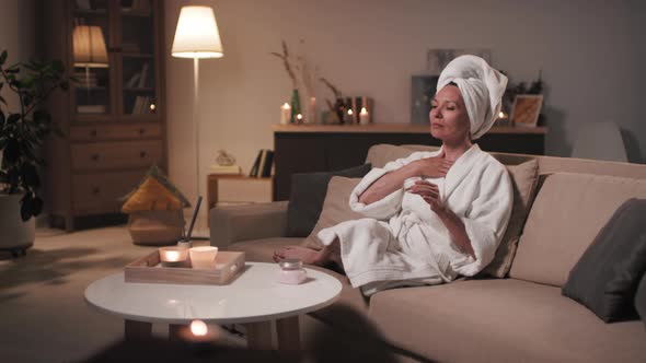 Beauty Rituals After Bath alt