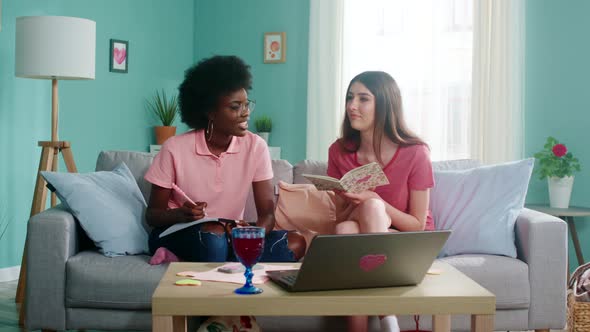 Mixed Race Students Women Do Homework alt