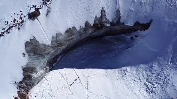 A Huge Wall of Ice alt