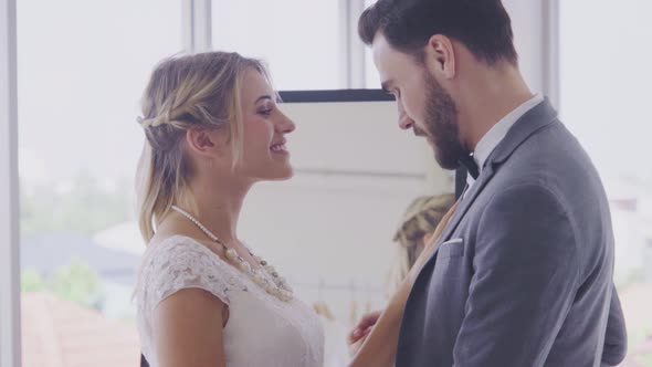 Happy Bride and Groom in Wedding Dress Prepare for Married in Wedding Ceremony alt