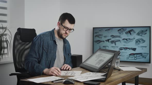 A Talented Industrial Designer Sketches a Car alt