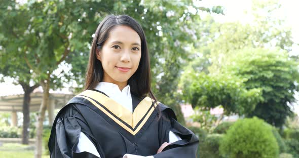Asian woman graduation alt