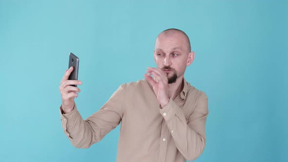 Online Approval Ok Gesture Man Okay Phone Gif Loop alt