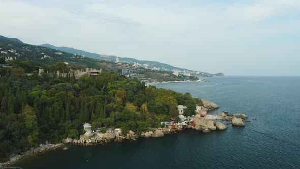 Vorontsov Palace in Alupka Crimea alt