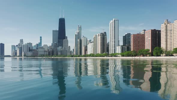 Luxury Residential Buildings with Beautiful Michigan Lake View Chicago Downtown alt