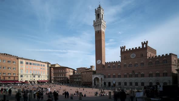 Siena Piazza Del Campo Square in Tuscany, Italy alt