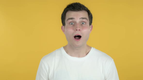 Wow, Happy Amazed Man Surprised By Gift, Yellow Background alt