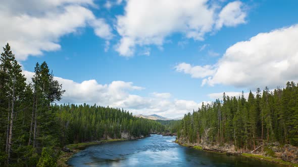 Time lapse of the clouds over the landscape of Yellowstone alt