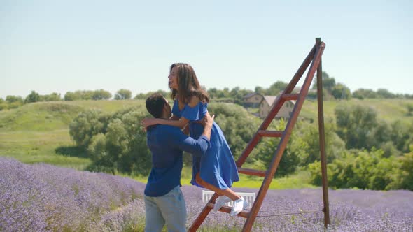 Couple Enjoying Summer Vacations in Countryside alt