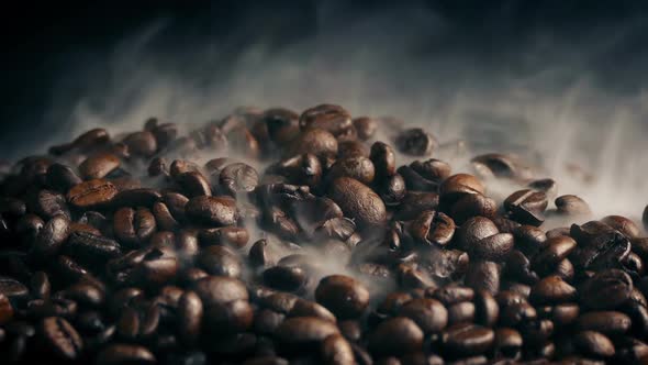 Pile Of Coffee Beans Roasting alt