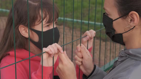 Speak with Mother in Mask alt