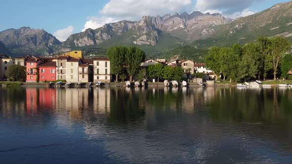 Lago di Lecco, Lecco, Orobie Alps in the background, Italy alt