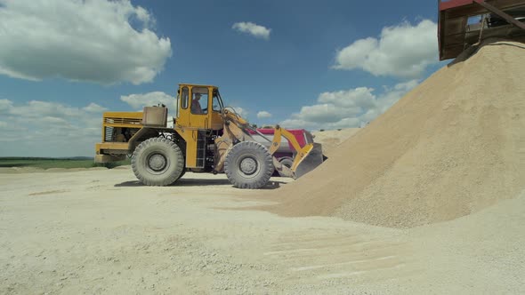 Loader on a site under construction alt