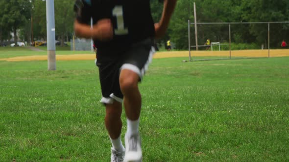 Football Player Runing 04