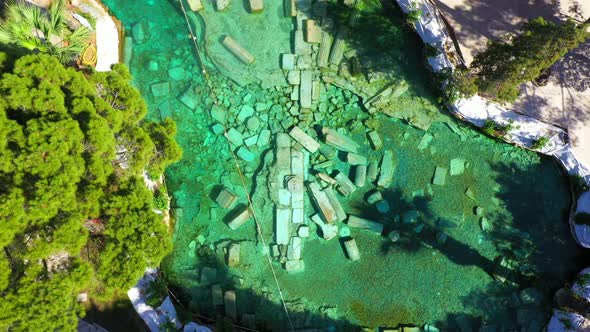 Cleopatra's Ancient Pool - Pamukkale - Turkey.	 alt