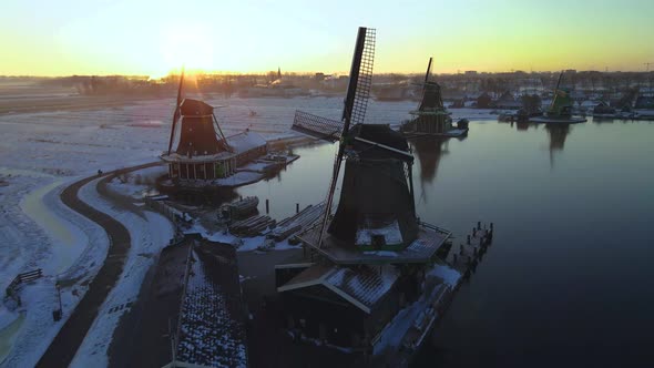 Zaanse Schans Windmill Village During Winter with Snowy Landscape Snow Covered Wooden Historical alt