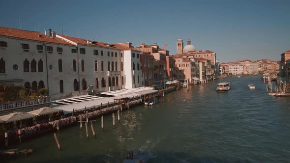 Architecture in Venice alt