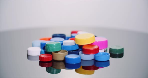Plastic Bottle Cap - Plastic Processing Recycling Industry alt