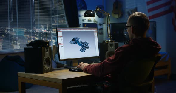 Man Designing Hinge on a Computer alt