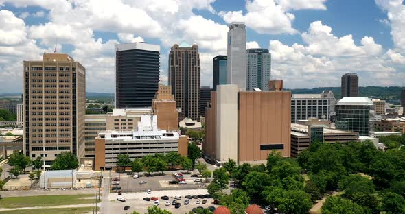 Birmingham, Alabama skyline time lapse video. alt