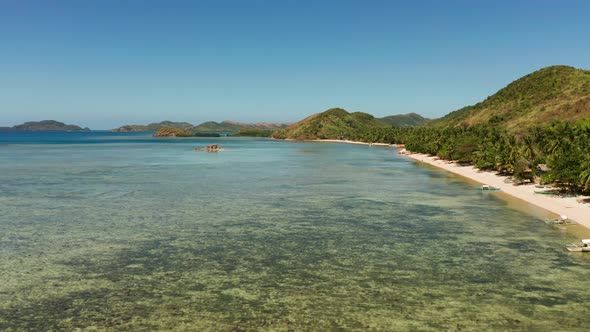 Tropical Island Blue Lagoon alt