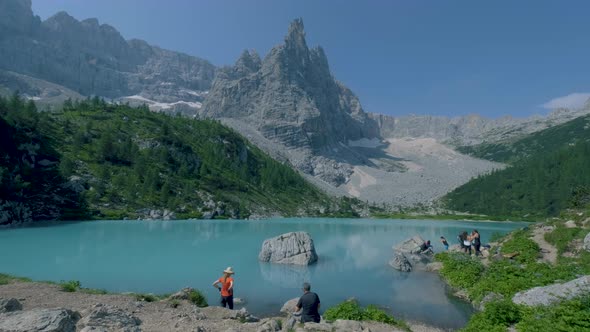 Morning with Clear Sky on Lago Di Sorapis in Italian Dolomitesmilky Blue Lake Lago Di Sorapis Lake alt