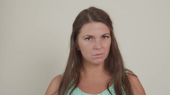 Portrait of Shocked Stunned Woman Feeling Astonished White Background alt