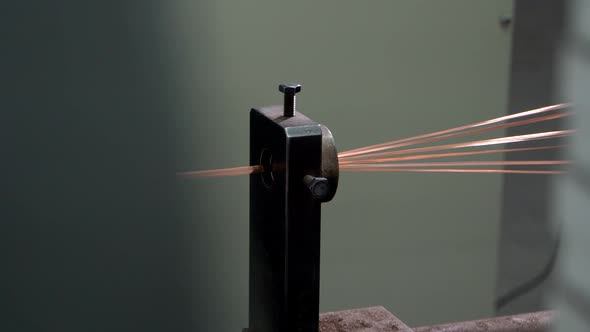 Copper Core Is Twisted Into One