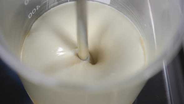 Making Body and Facecare Production alt